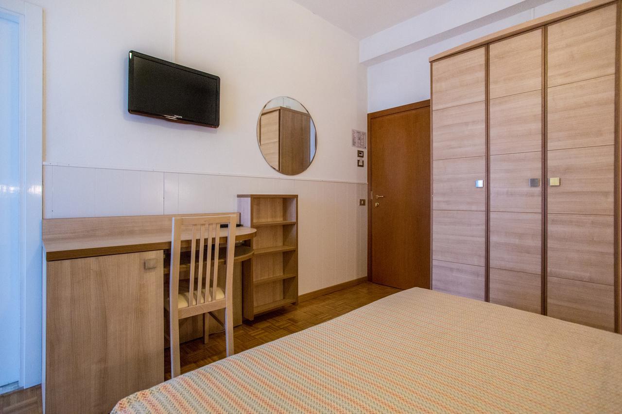Hotel Donatello Cesenatico Dış mekan fotoğraf